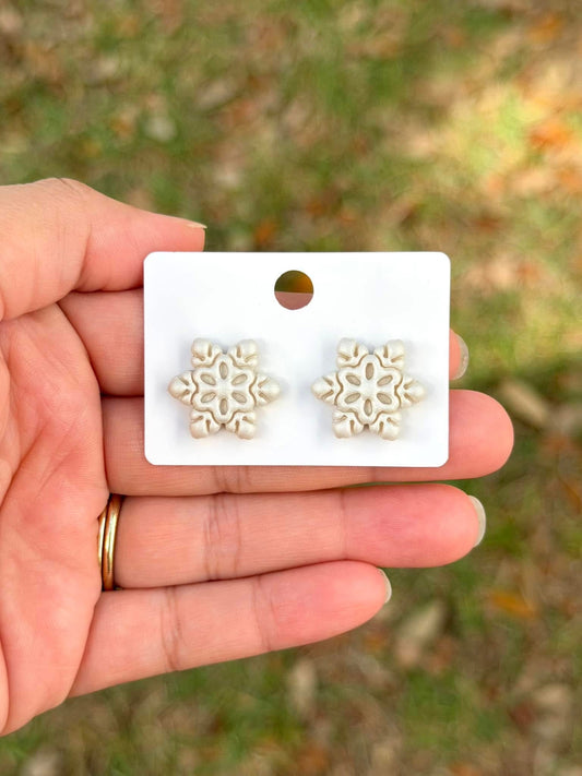 Snowflake stud earrings