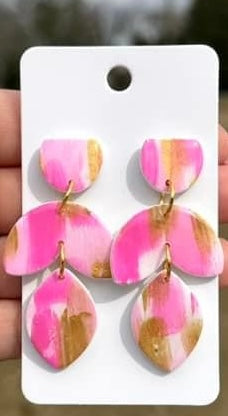 Multi-color dangles